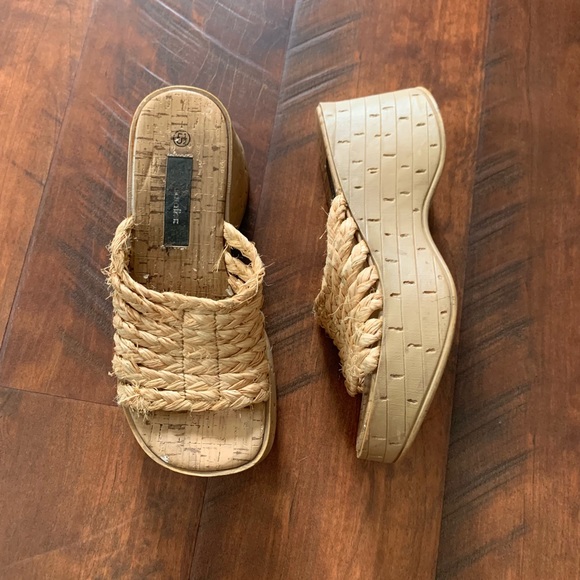 Xhilaration Shoes - sold on depop